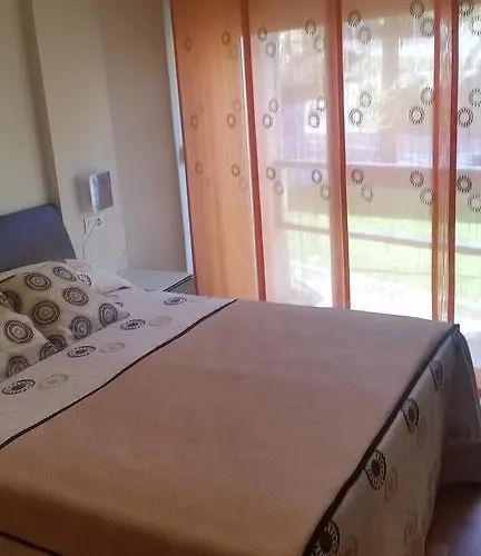 Апартаменти Carabuxeira 1 *